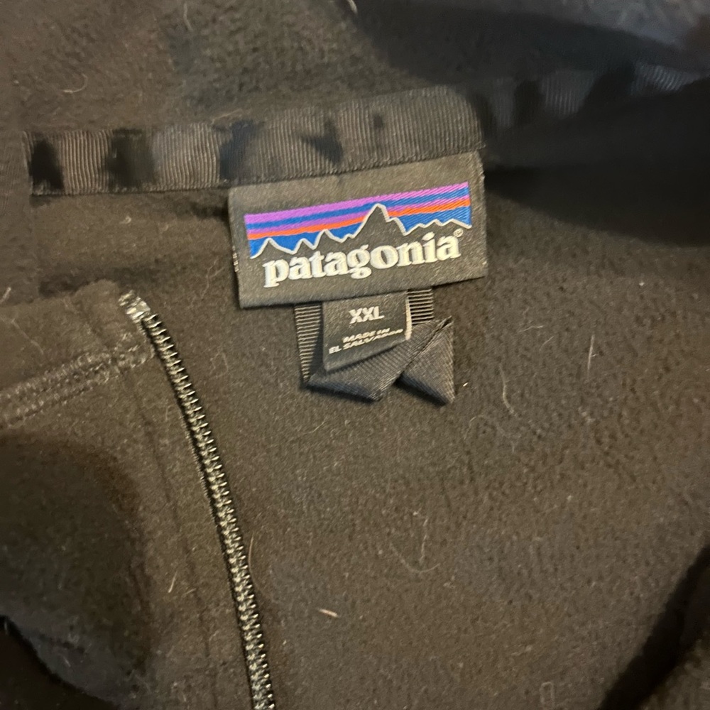 Patagonia Men's Black Zip-Up Sweater - Picture 2 of 2
